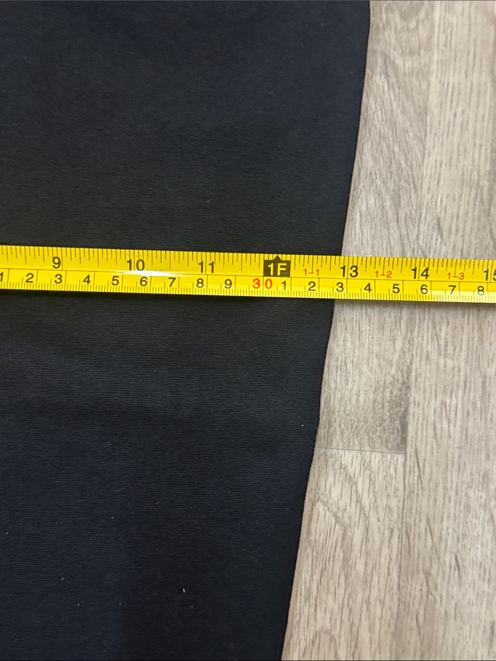 Chicos Size 3 (16/18) Black Stretch Capri Pants - Picture 9 of 11